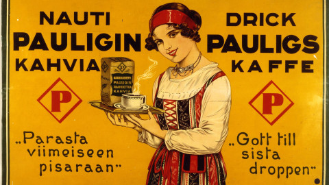 Vuonna 1926 ilmestynyt Sääksmäen kansallispukuun pukeutunut piirretty Paula-tyttö.
