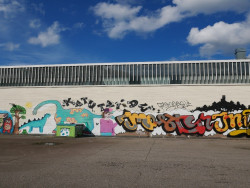 Graffiteilla koristettu seinä. Kuva Miia Lyyra
